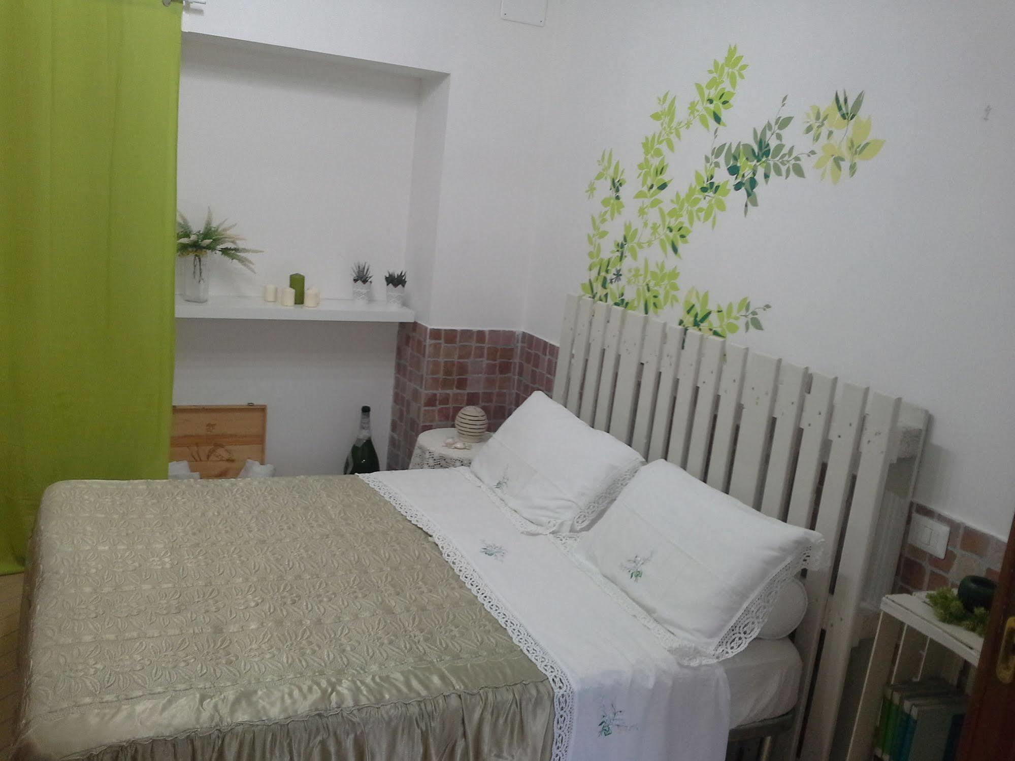 Giardini Di Capodimonte Apartment Наполи Екстериор снимка